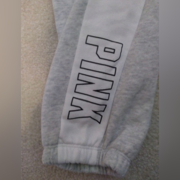 VS PINK joggers X-small Like
new - Picture 2 of 6